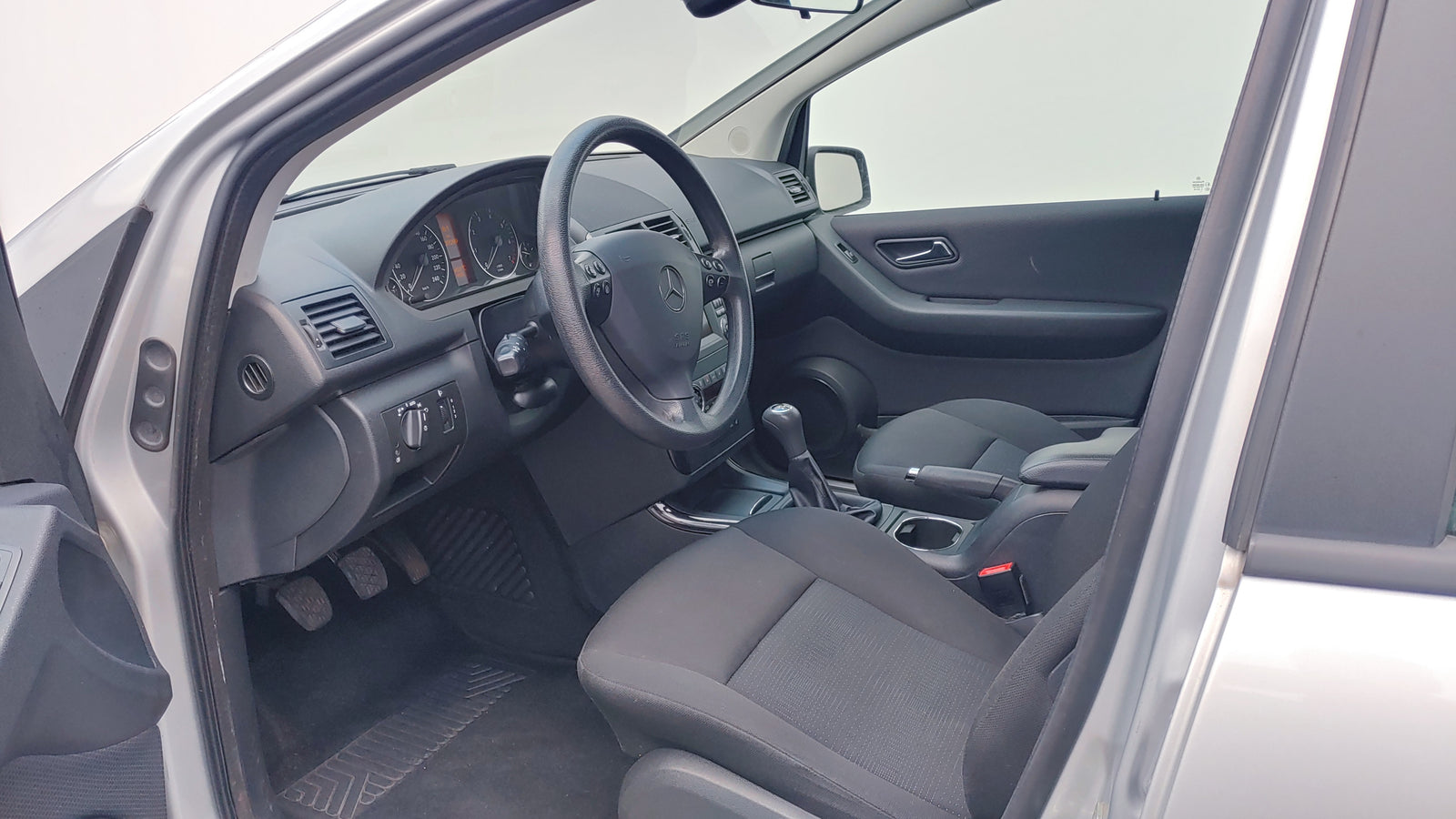 2024 - Mercedes-Benz A160 (2013) Bild 12