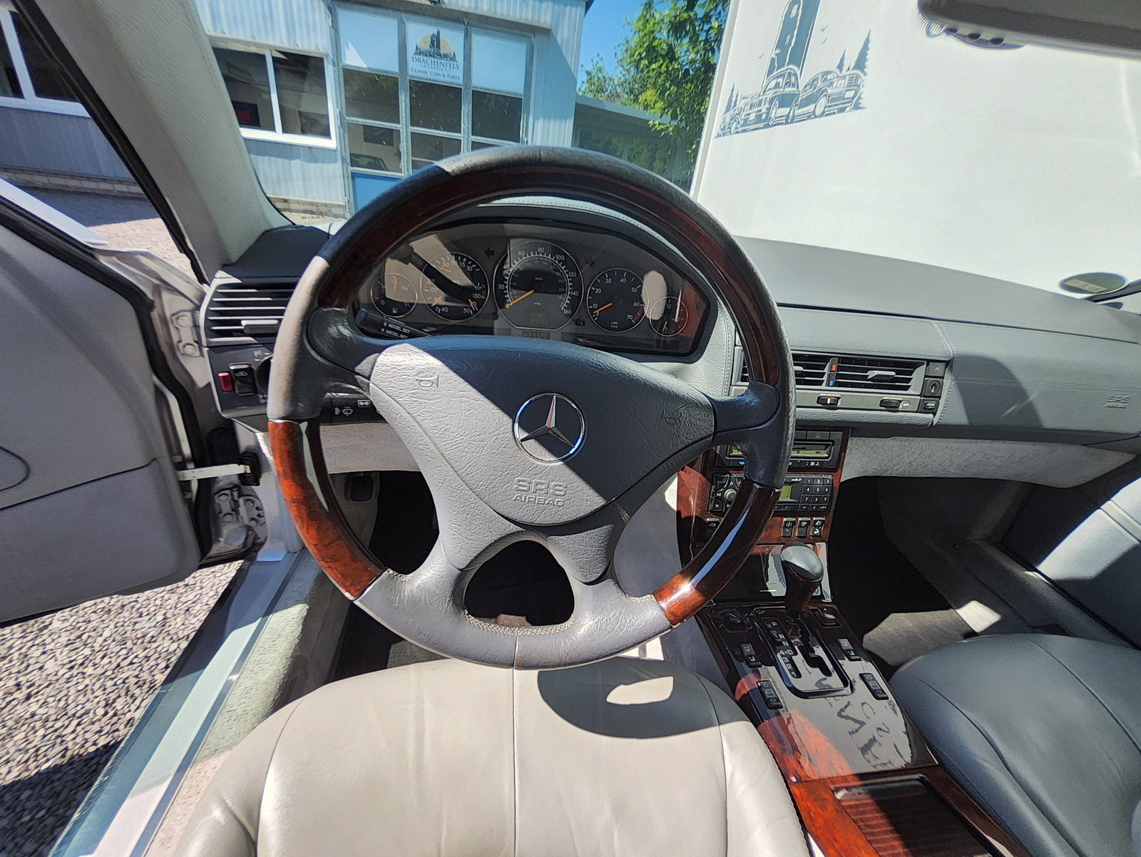 2025 - Mercedes-Benz SL600 (R129) (1999) Bild 16