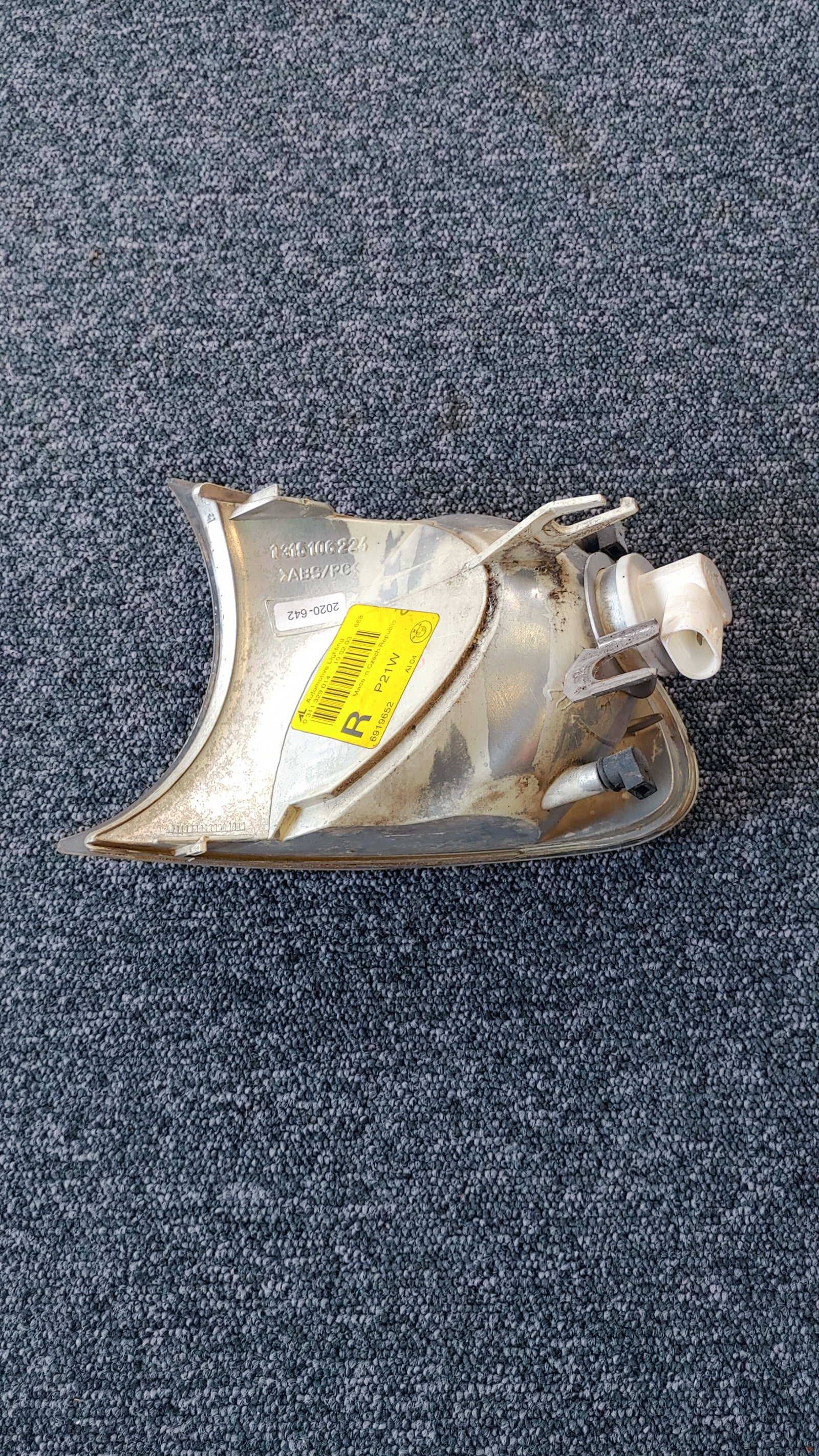 BMW E46 Blinker weiß (Rechts) Bild 2