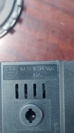BMW E24 Kassettenfach Vorschau 3