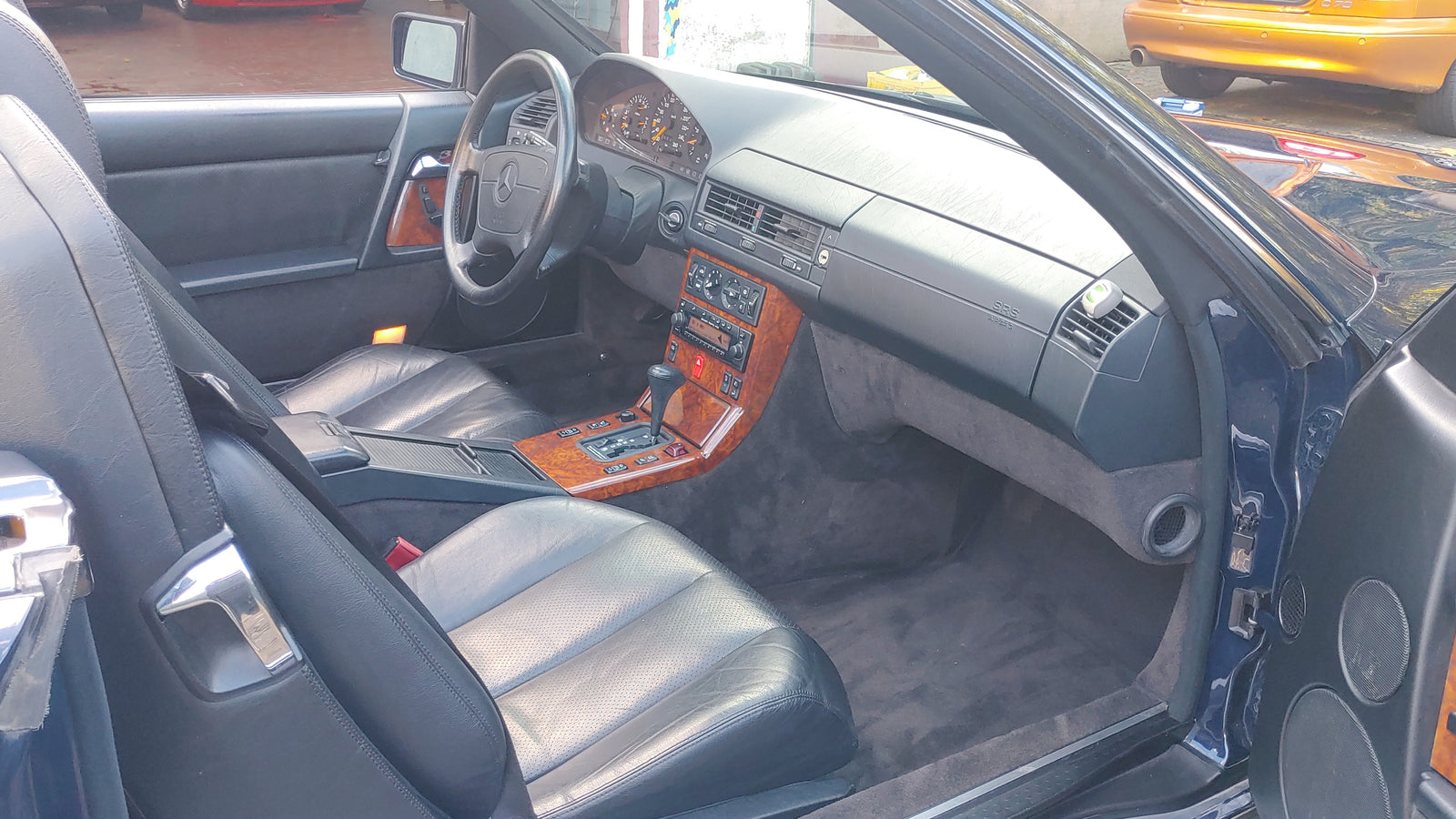 2024 - Mercedes-Benz SL 500 (R129) (1991) Bild 42