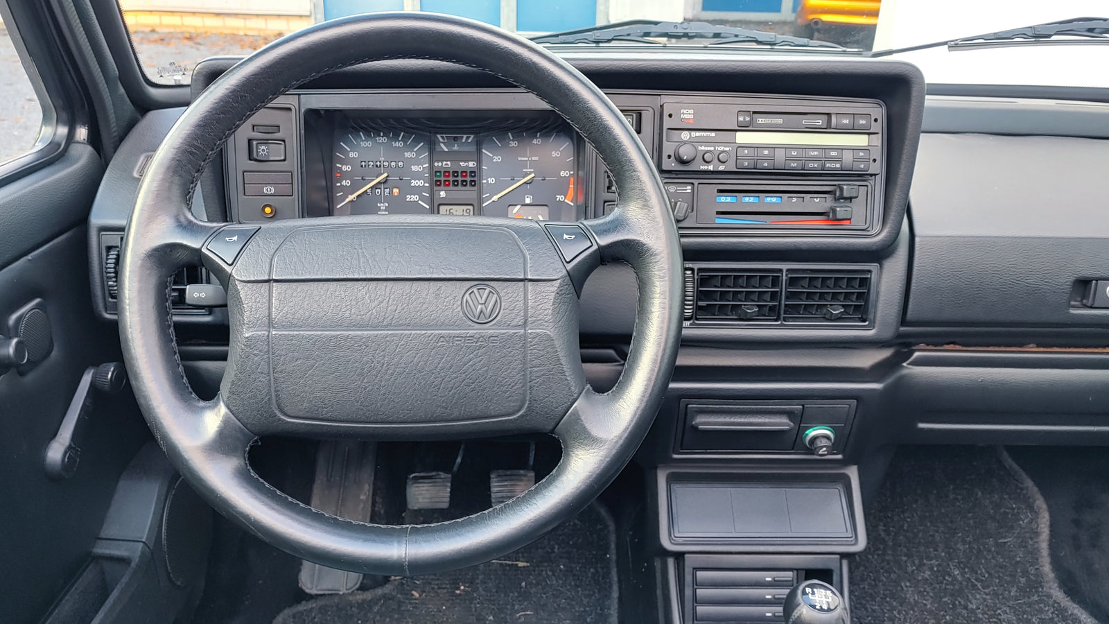 2024 - VW Golf I Cabriolet (1992) Bild 21