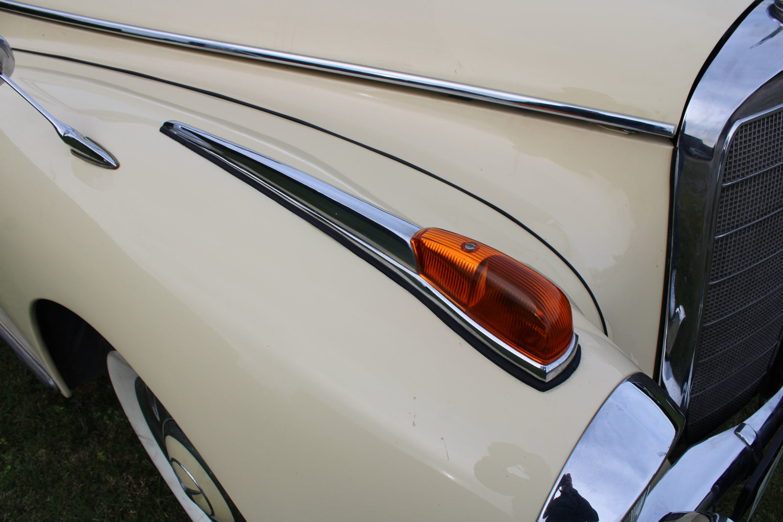 Mercedes 300d Cabriolet D (W189) - im Kundenauftrag (Restauriert, Servo, Schaltgetriebe, Wertgutachten) Bild 13
