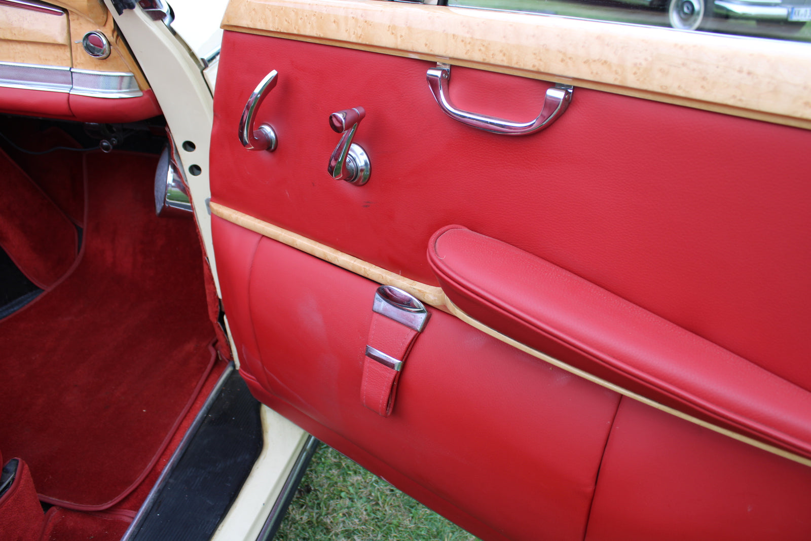 Mercedes 300d Cabriolet D (W189) - im Kundenauftrag (Restauriert, Servo, Schaltgetriebe, Wertgutachten) Bild 42