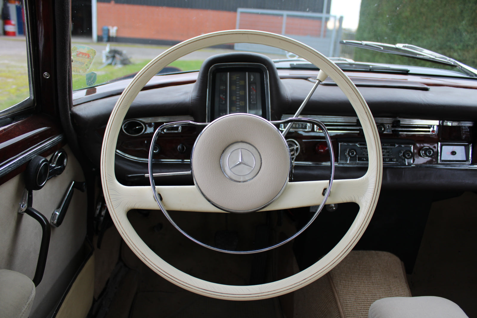 Mercedes 300 SE Lang (W112) - im Kundenauftrag (Restauriert, Automatik, TÜV bis 05/2027) Bild 29