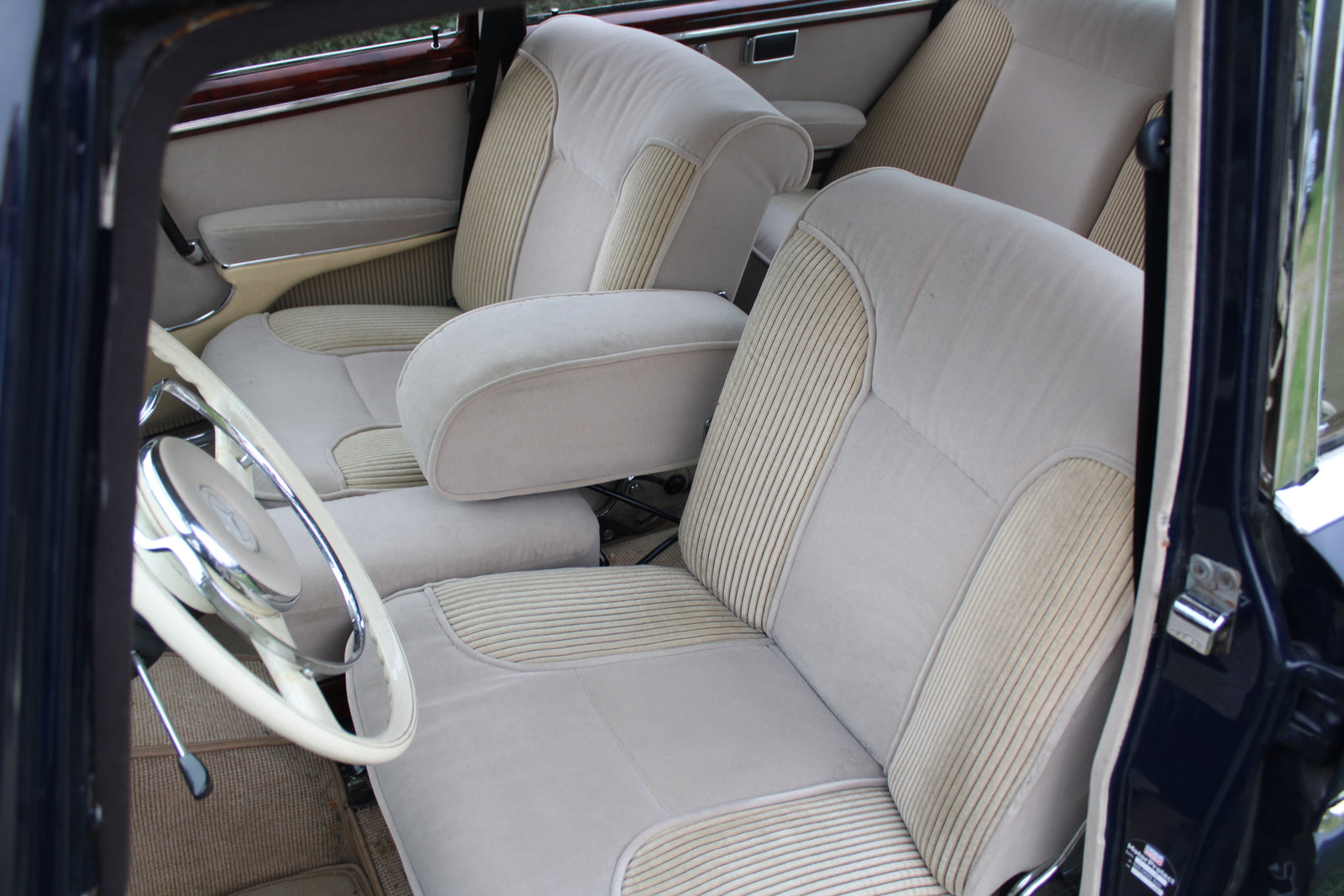 Mercedes 300 SE Lang (W112) - im Kundenauftrag (Restauriert, Automatik, TÜV bis 05/2027) Bild 26