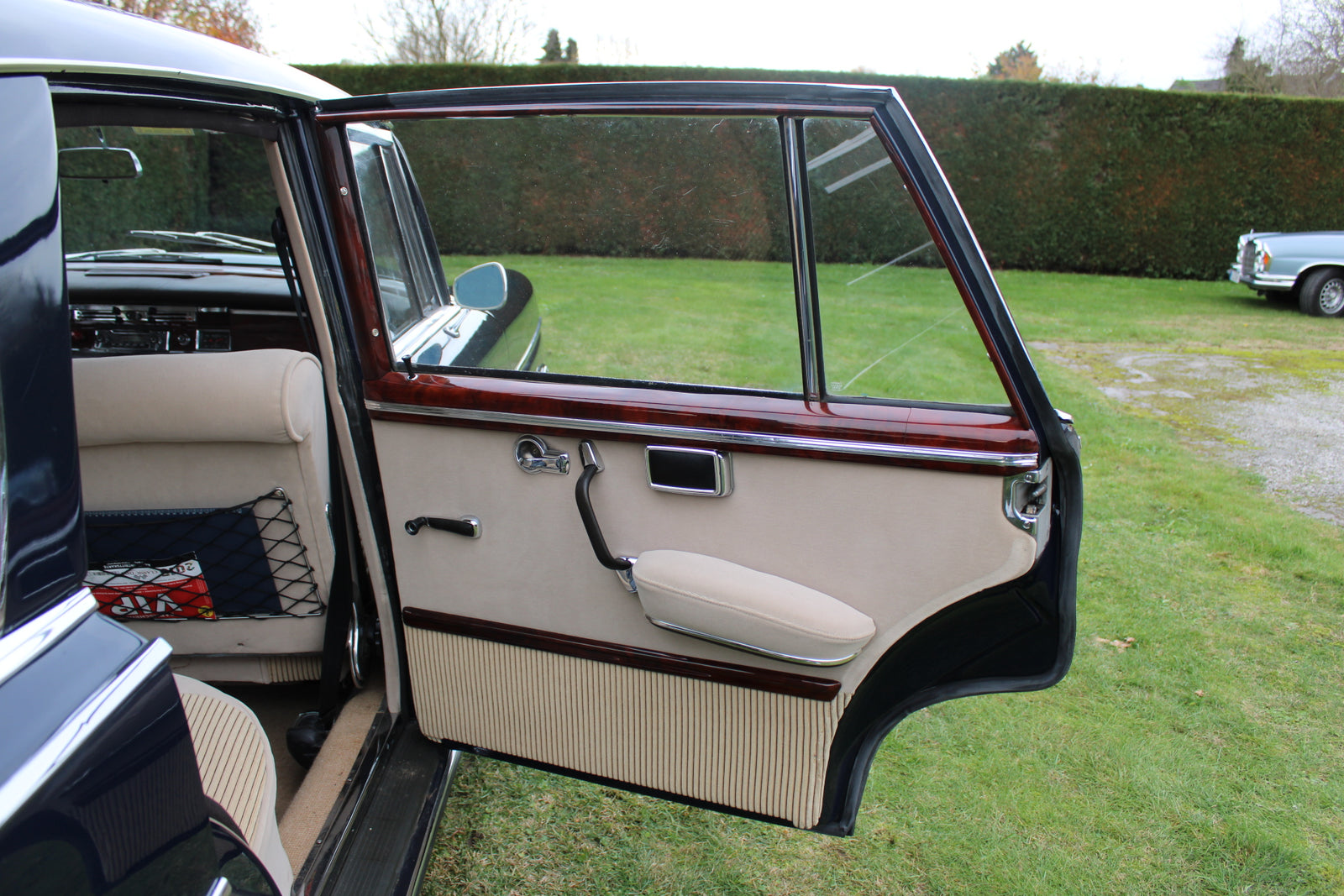 Mercedes 300 SE Lang (W112) - im Kundenauftrag (Restauriert, Automatik, TÜV bis 05/2027) Bild 41