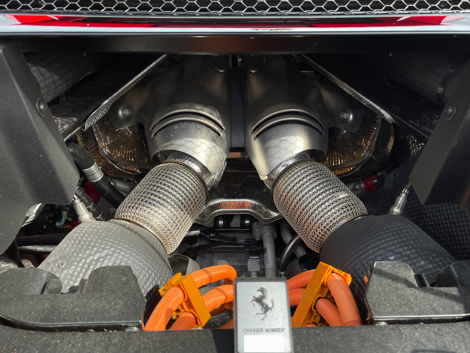Ferrari 296 GTS - im Kundenauftrag (Lift, Racing Seats, Carbon, LED, Shields) Bild 55