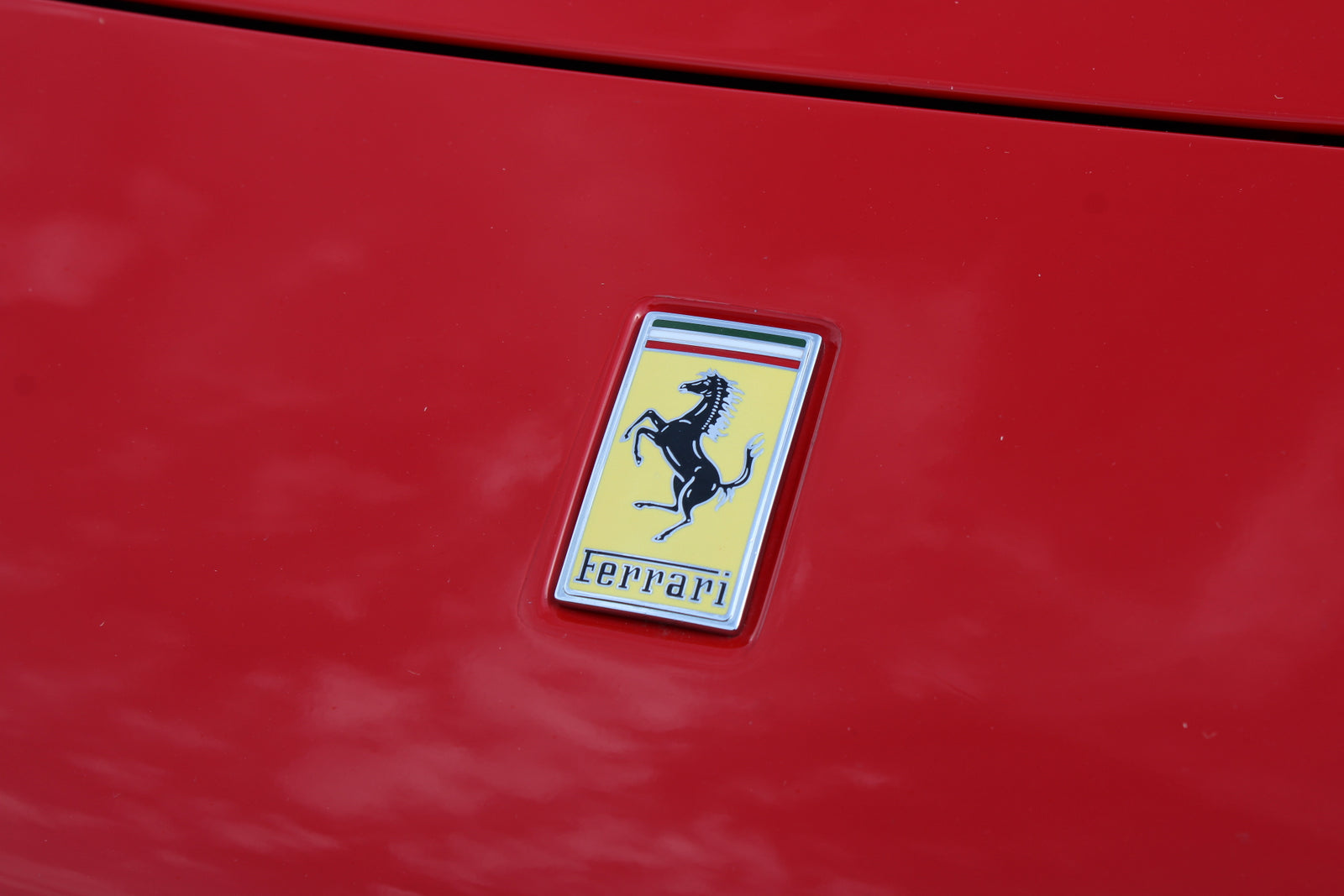 Ferrari 296 GTS - im Kundenauftrag (Lift, Racing Seats, Carbon, LED, Shields) Bild 11
