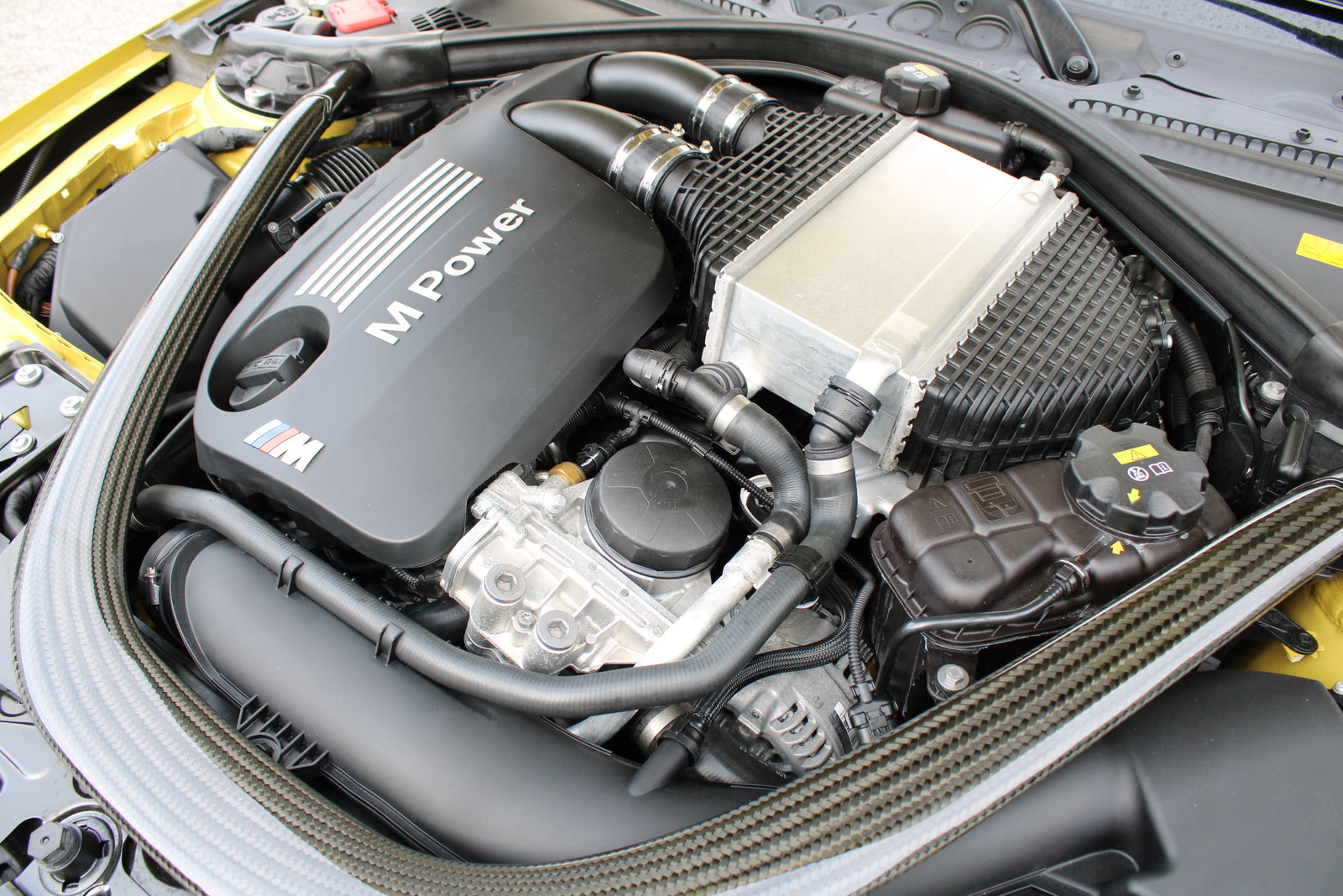 BMW M4 F82 - im Kundenauftrag (Handschalter, Carbondach, Neuwertig) Bild 83