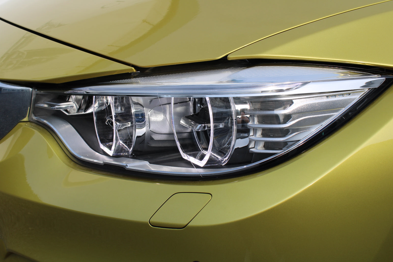 BMW M4 F82 - im Kundenauftrag (Handschalter, Carbondach, Neuwertig) Bild 14