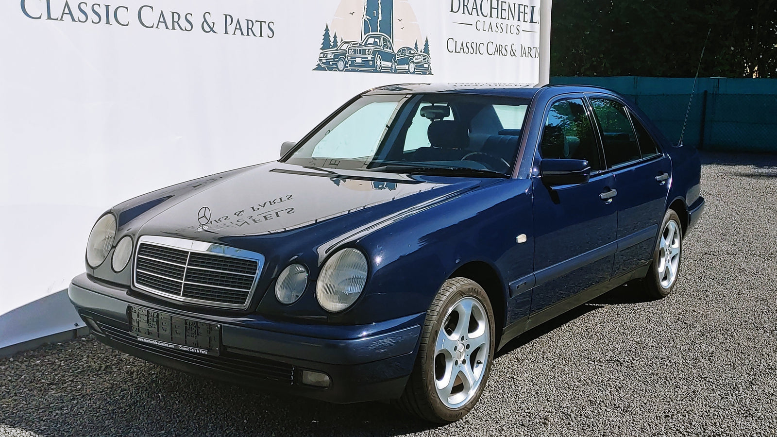 2022 - Mercedes-Benz E 200 (W210) (1995) Bild 34