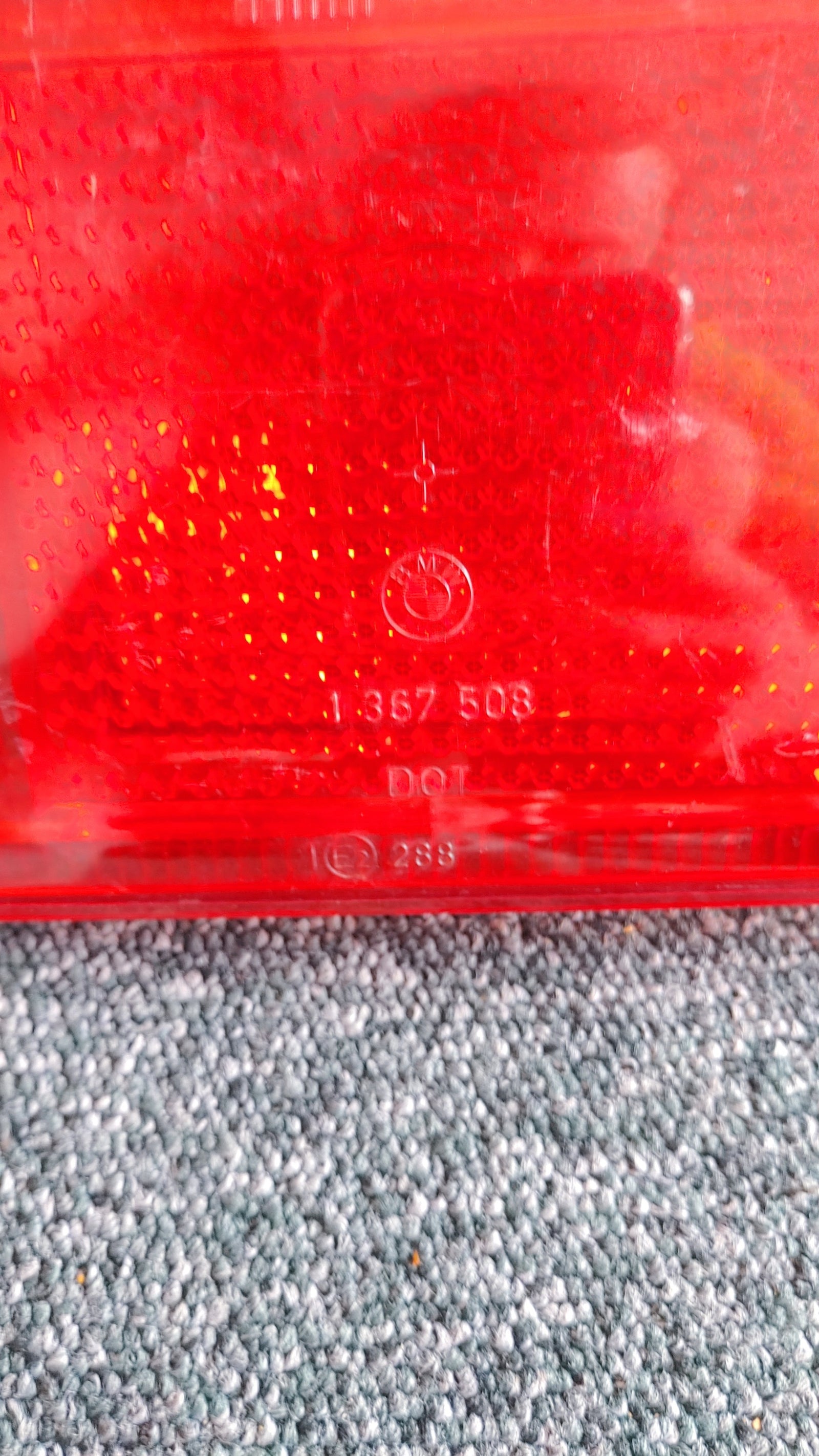 BMW E21 Streuscheibe Rücklicht (Rechts) Bild 3