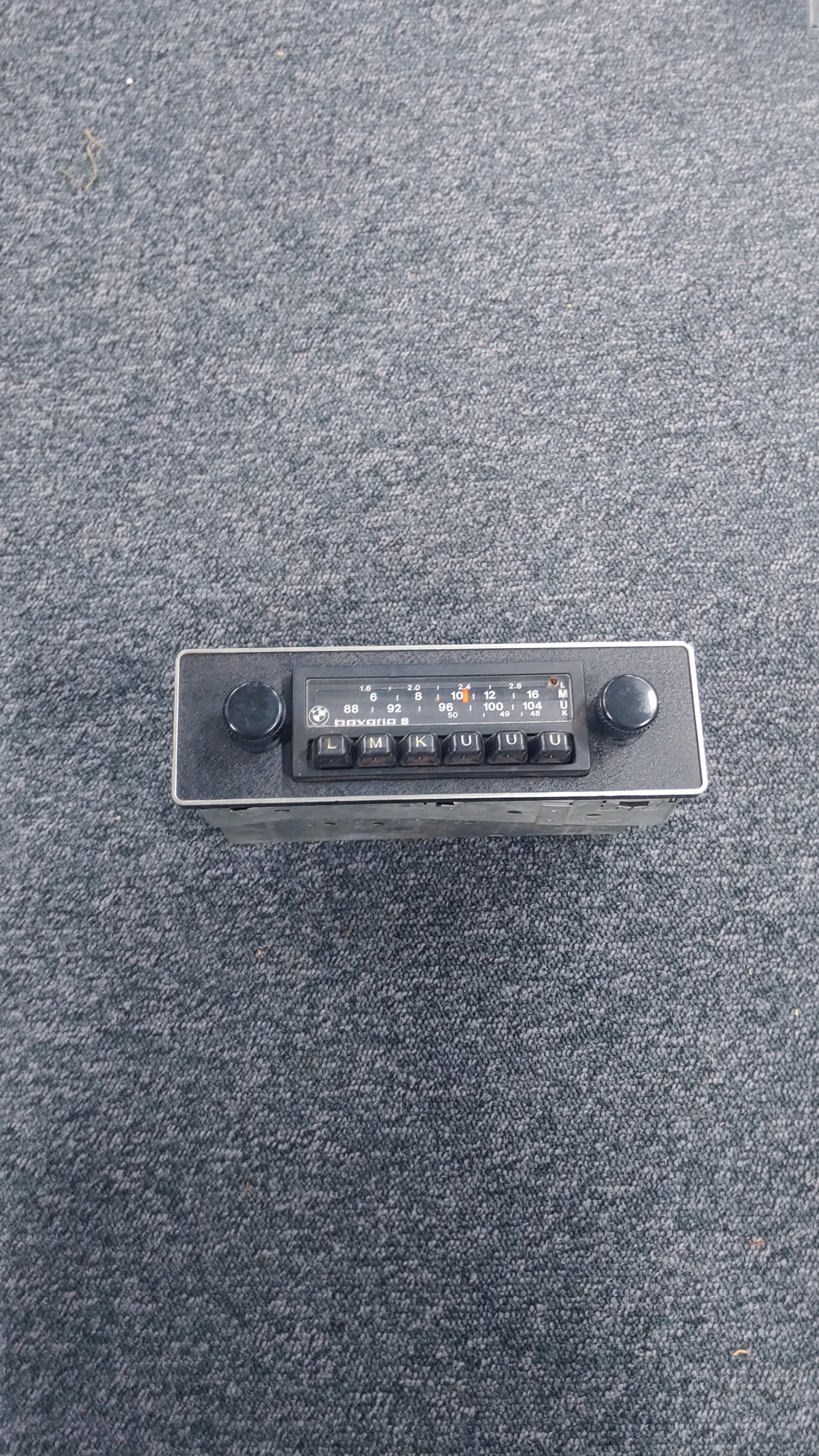 BMW Bavaria S Radio Bild 1