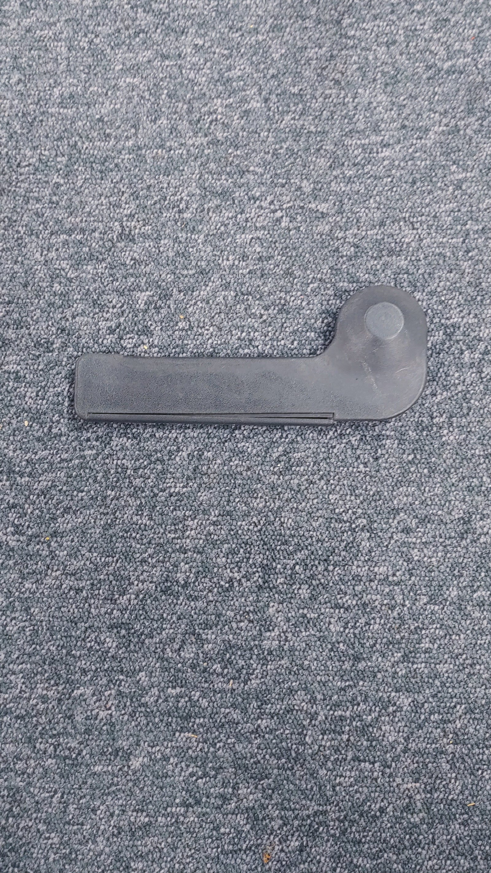 BMW E24 Abdeckung Gurt (vorne links) Bild 2