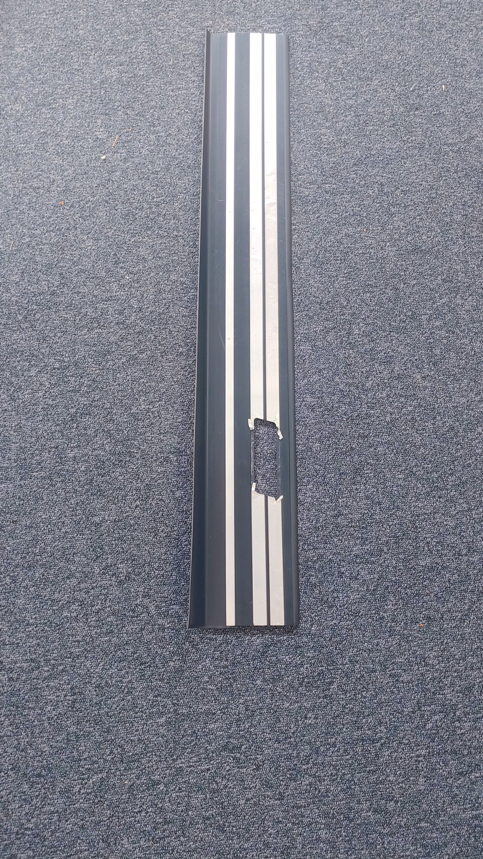 BMW E31 Einstiegsleisten Bild 4