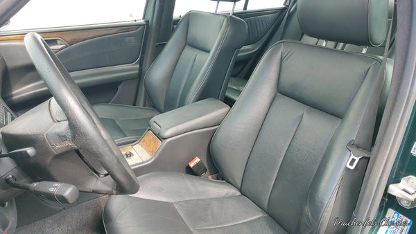 Mercedes-Benz E320 (W210) 1. Hand, Amazonitgrün metallic (1997)