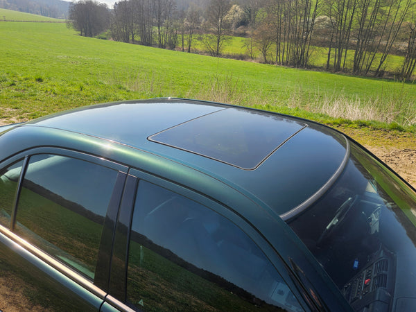 Mercedes-Benz E320 (W210) 1. Hand, Amazonitgrün metallic (1997)