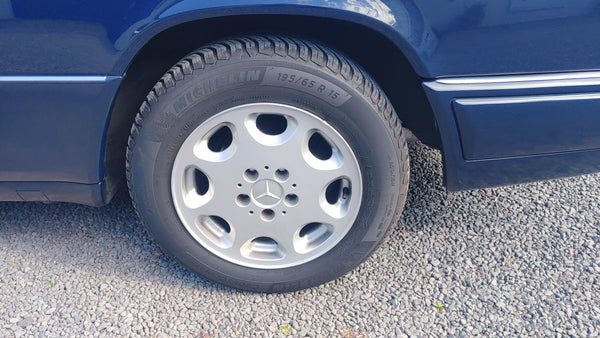 2024 - Mercedes-Benz CE 200 (1995)