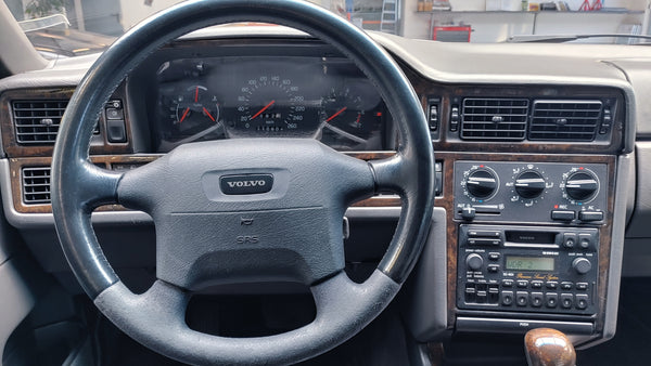 2024 - Volvo 850 T5-R (1995)