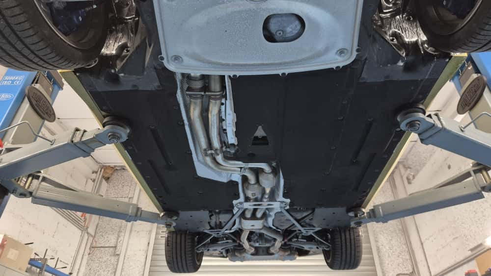 BMW M4 F82 - im Kundenauftrag (Handschalter, Carbondach, Neuwertig) Bild 86