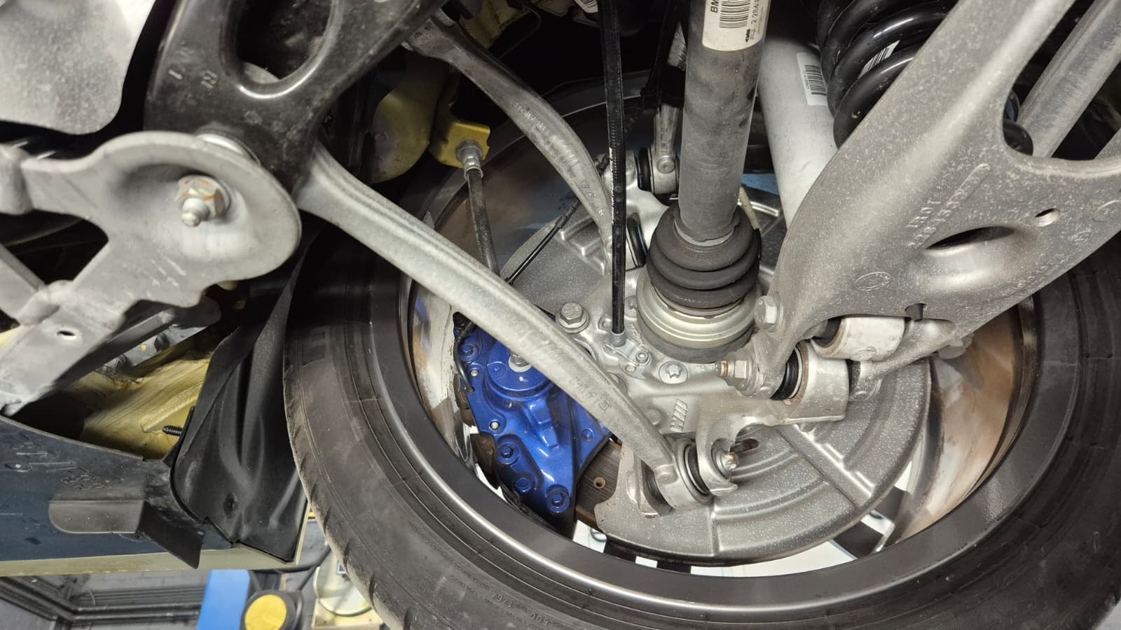 BMW M4 F82 - im Kundenauftrag (Handschalter, Carbondach, Neuwertig) Bild 108