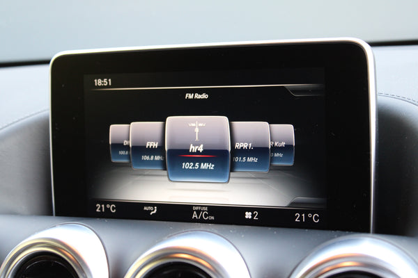 Mercedes AMG GT S - Glasdach, Performance-Sitze, Burmester-Soundsystem, MwSt. ausweisbar