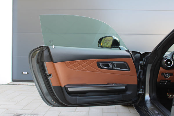 Mercedes AMG GT S - Glasdach, Performance-Sitze, Burmester-Soundsystem, MwSt. ausweisbar