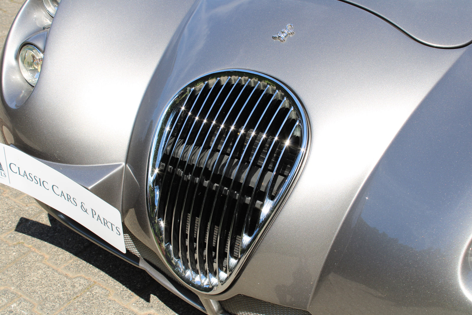 Wiesmann Roadster MF4 - im Kundenauftrag (Liftsystem, OZ-Felgen, Rückfahrkamera) Bild 10