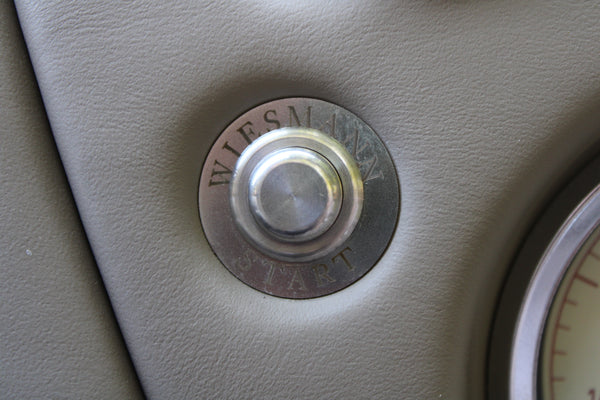 Wiesmann Roadster MF4 - im Kundenauftrag (Liftsystem, OZ-Felgen, Rückfahrkamera)