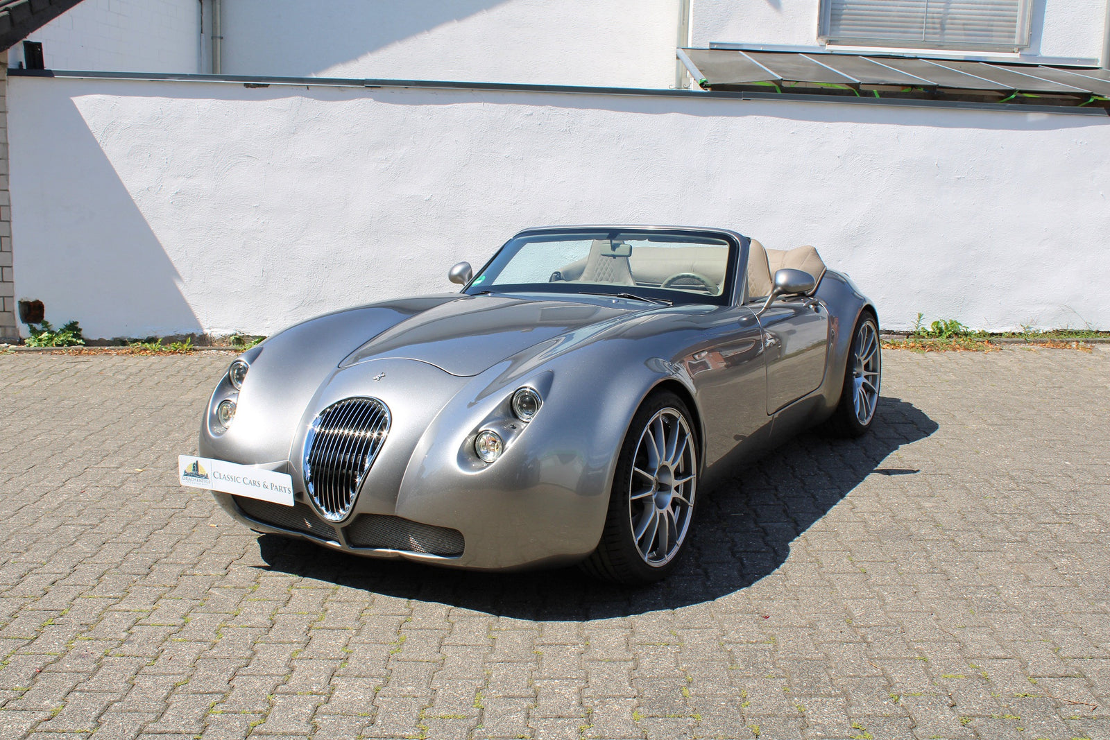 Wiesmann Roadster MF4 - im Kundenauftrag (Liftsystem, OZ-Felgen, Rückfahrkamera) Bild 8