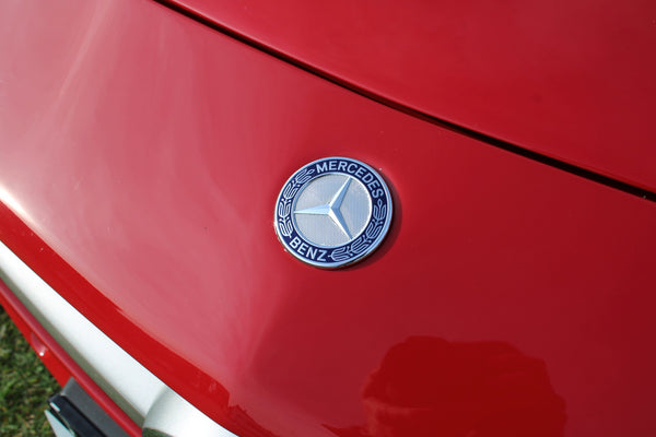 Mercedes SLS AMG - im Kundenauftrag (Seltene Farbkombi, 2. Hand, Service neu)