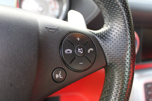 Mercedes SLS AMG - im Kundenauftrag (Seltene Farbkombi, 2. Hand, Service neu)