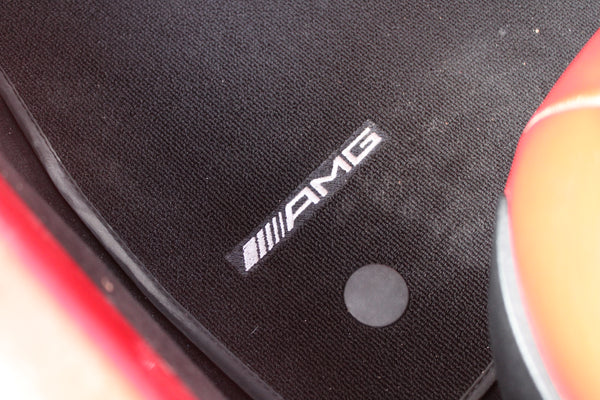 Mercedes SLS AMG - im Kundenauftrag (Seltene Farbkombi, 2. Hand, Service neu)