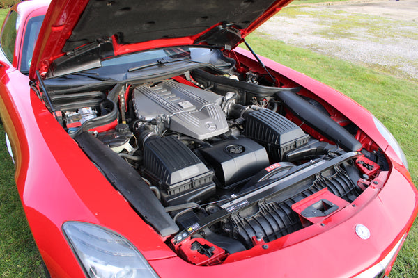 Mercedes SLS AMG - im Kundenauftrag (Seltene Farbkombi, 2. Hand, Service neu)