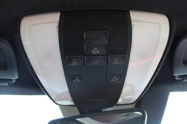 Mercedes SLS AMG - im Kundenauftrag (Seltene Farbkombi, 2. Hand, Service neu)