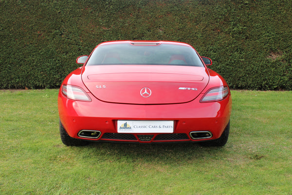 Mercedes SLS AMG - im Kundenauftrag (Seltene Farbkombi, 2. Hand, Service neu)