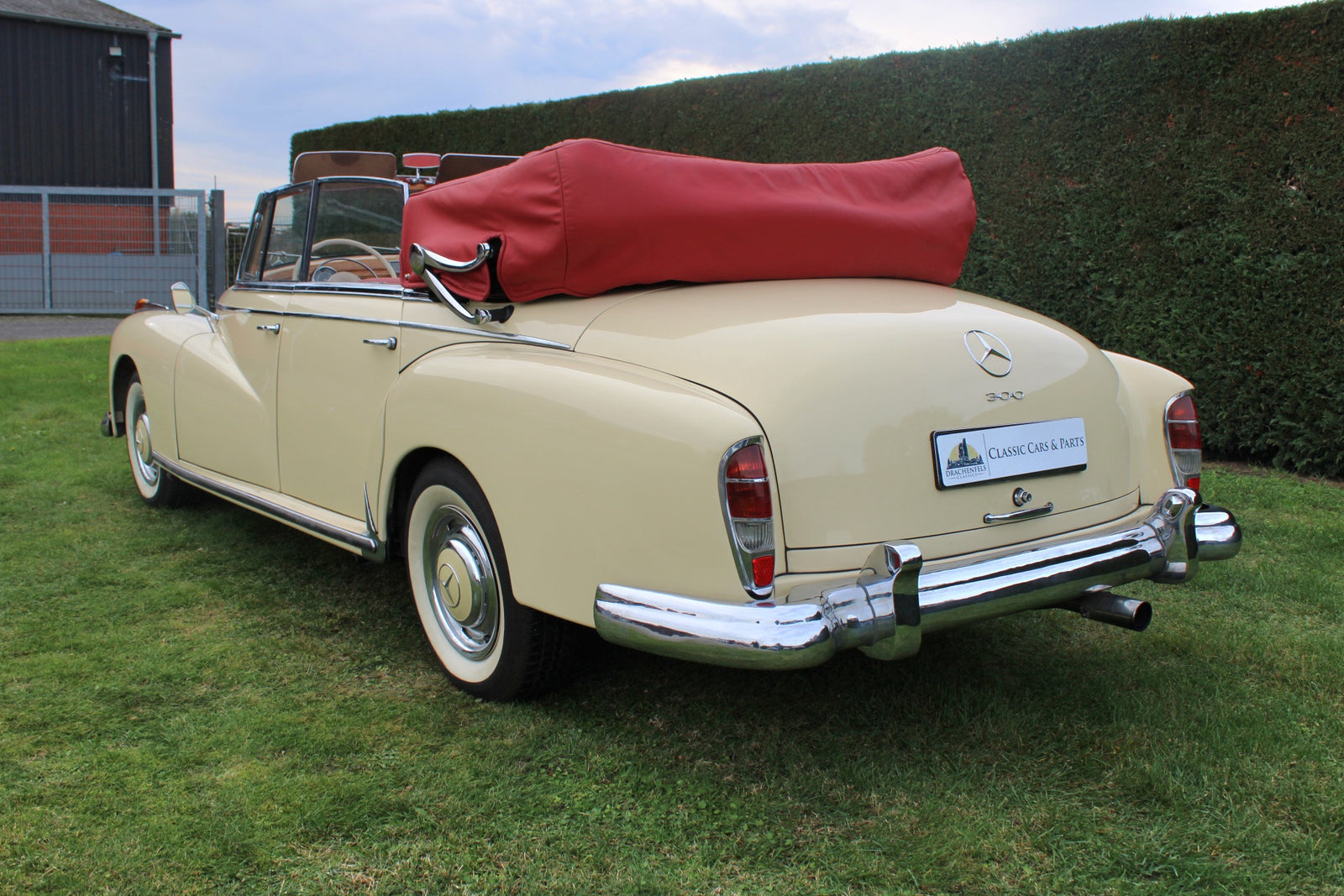 Mercedes 300d Cabriolet D (W189) - im Kundenauftrag (Restauriert, Servo, Schaltgetriebe, Wertgutachten) Bild 4