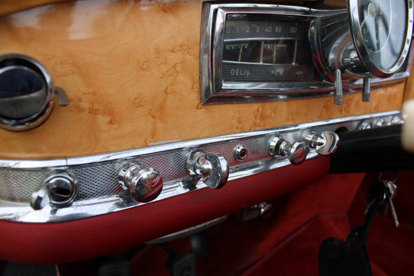 Mercedes 300d Cabriolet D (W189) - im Kundenauftrag (Restauriert, Servo, Schaltgetriebe, Wertgutachten)