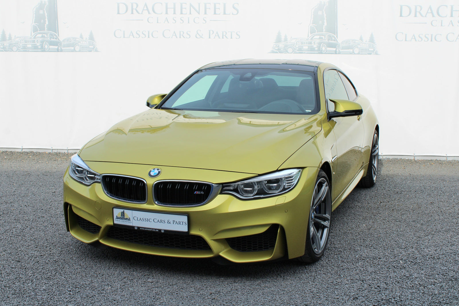 BMW M4 F82 - im Kundenauftrag (Handschalter, Carbondach, Neuwertig) Bild 1