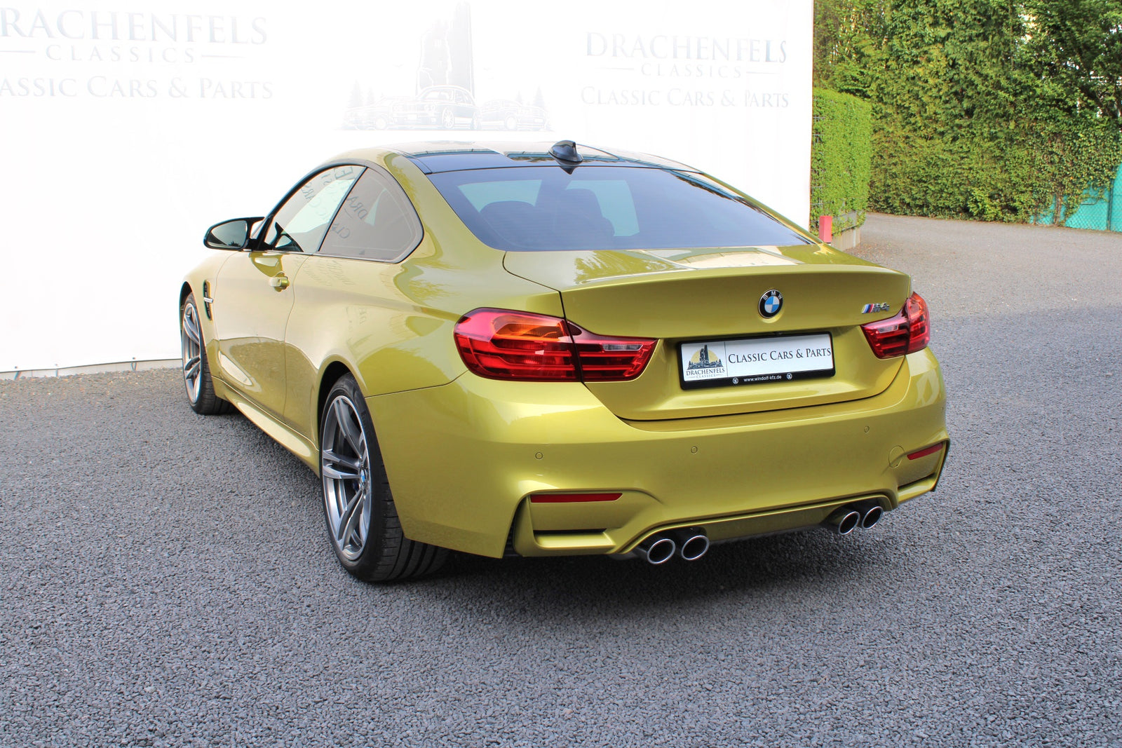 BMW M4 F82 - im Kundenauftrag (Handschalter, Carbondach, Neuwertig) Bild 4