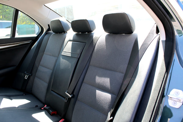 Mercedes-Benz C350 4-Matic Avantgarde - Hinterachse revidiert, Schiebedach, PDC, TÜV neu
