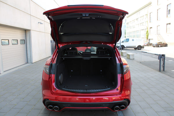 Alfa Romeo Stelvio Quadrifoglio Anniversario 100 - im Kundenauftrag (Limitiert, Pano, Carbon, Allrad)