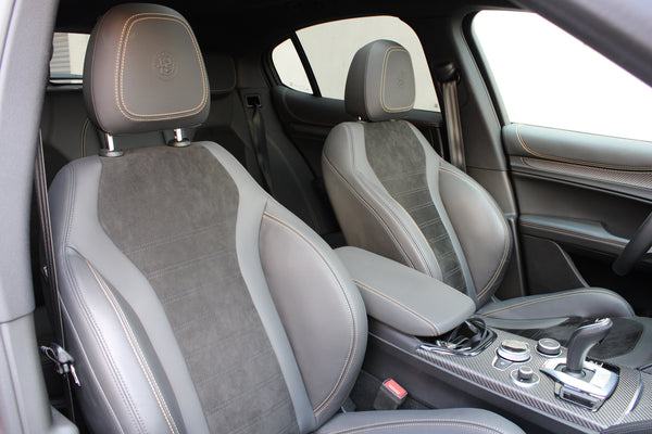 Alfa Romeo Stelvio Quadrifoglio Anniversario 100 - im Kundenauftrag (Limitiert, Pano, Carbon, Allrad)