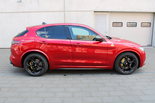 Alfa Romeo Stelvio Quadrifoglio Anniversario 100 - im Kundenauftrag (Limitiert, Pano, Carbon, Allrad)