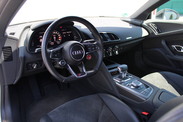 Audi R8 V10 Spyder RWD - im Kundenauftrag (Virtual Cockpit, MMi Plus, Rückfahrkamera)