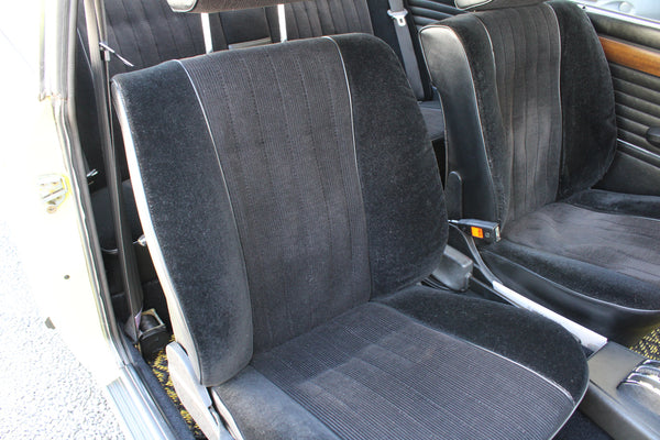 BMW 2002 Automatic - im Kundenauftrag (Restauriert, Velours, Edition L)
