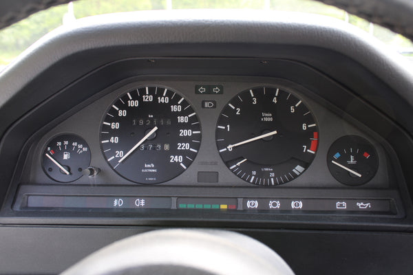 BMW E30 325i Cabrio - im Kundenauftrag (Motorrevision, Verdeck neu, Gutachten)