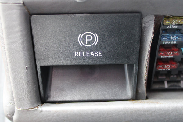 Chevrolet C1500 5,7L Fleetside Short Bed - Im Kundenauftrag (Umfangreich überarbeitet, TÜV, Holley, Borla, Auto Meter)