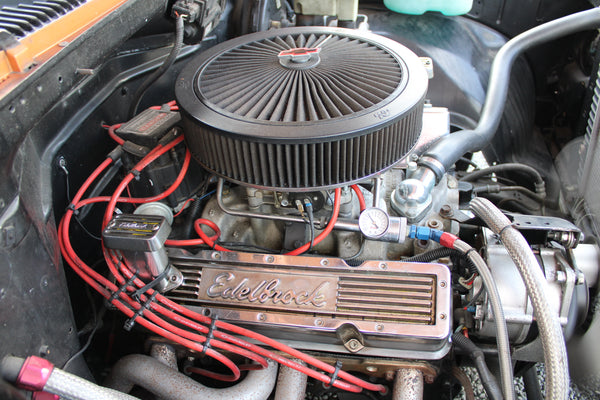 Chevrolet C1500 5,7L Fleetside Short Bed - Im Kundenauftrag (Umfangreich überarbeitet, TÜV, Holley, Borla, Auto Meter)